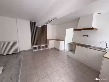 4 pièces · 85 m²4 pièces  85 m² · avrillé 49240 · quartier centre-ville - ternière