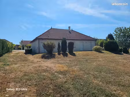 maison individuelle 90m2 terrain 1400m2