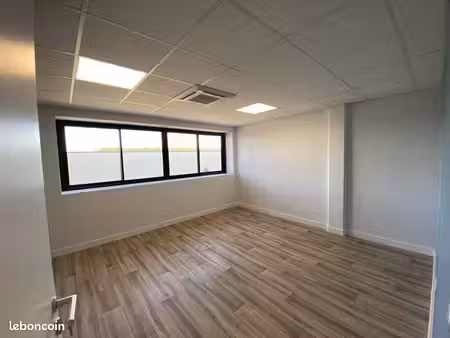 location bureau 22m2 zone actipole gujan mestras