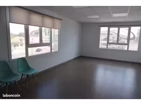 bureau 28 90 m² climatisé avec parkings - marcheprime
