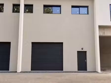 entrepôt local d’activités 60m2 idéal petits budgets