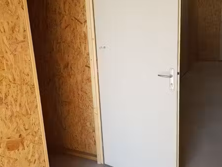 6 m2 soit 15m3 box de stockage  vidéo surveillance