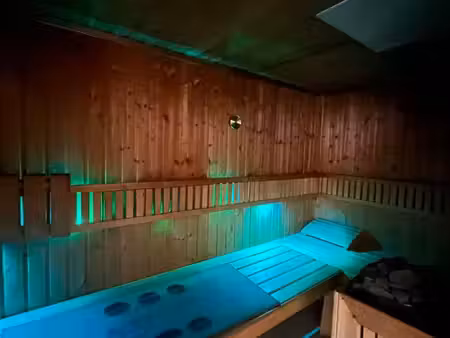 local commercial institut de bien‑être & beauté spa  sauna. neuf  clé en main
