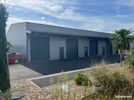 local d'activité 335 m²