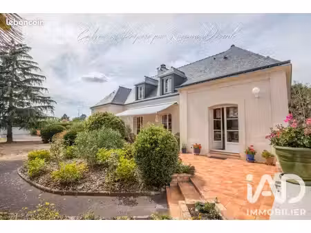 propriété 9 pièces 211 m²
