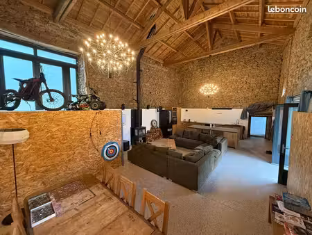 maison de campagne atypique en altitude