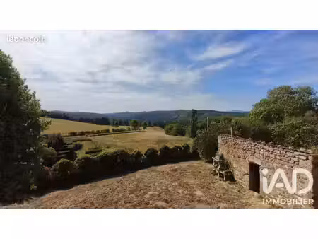 propriété 4 pièces 108 m²