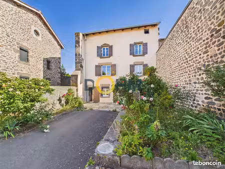 maison de village 6 pièces 111 m²