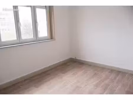 38 bd d’haussonville– t2