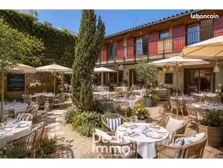 bureau 340 m²