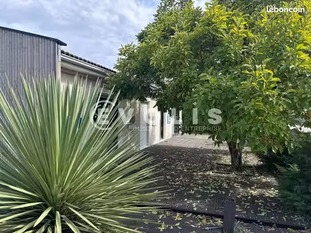 bureaux 125 m²