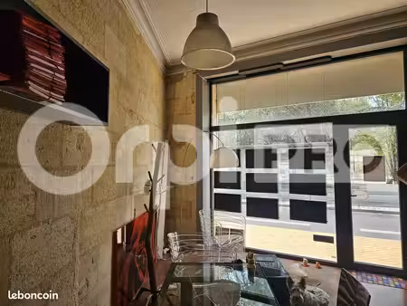 local commercial 29 m²