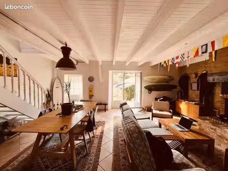 maison lumineuse & agréable