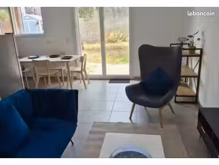nantes quartier jardin des plantes – location meublée avec jardin et parking – idéal coupl