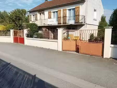 maison pour grande famille ou entreprise