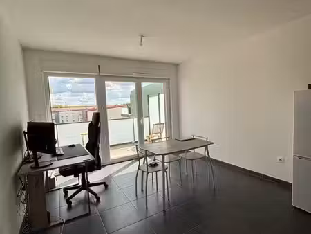 t2 avec balcon & parking – essey-lès-nancy