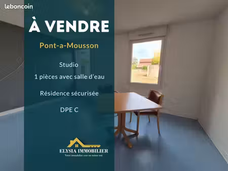 studio 1 pièce 27 m²