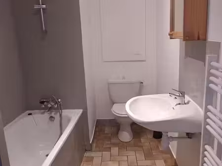 studio meublé proche ste anne et isfi