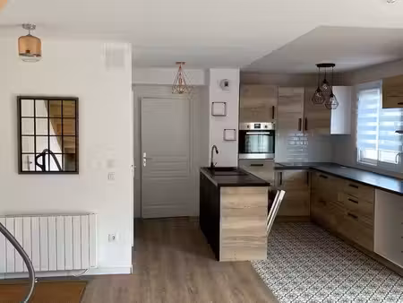 location maison t4 guindreff