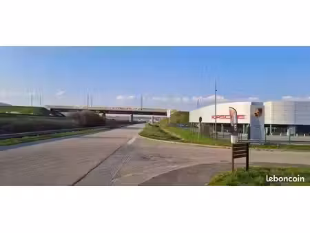 terrain commercial