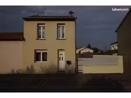 maison 3 pièces 84 m2