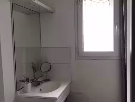 appartement cholet gare appartement meublé cuisine salon chambre