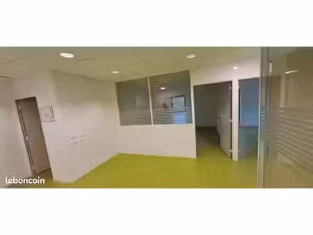 local commercial 117 m²