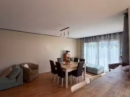 maison d' architecteur avrillé 510 000