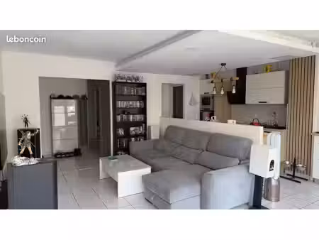 appartement 5 pièces 93 m2 avec extérieurs et parking couvert au parc de libremont