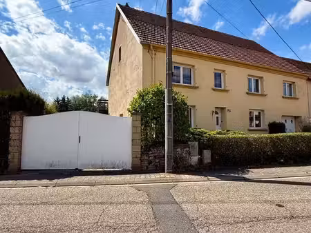 maison deux appartements pouvant convenir à une bi famille ou un investisseur