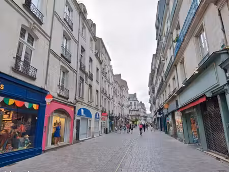 local commercial 44 m²