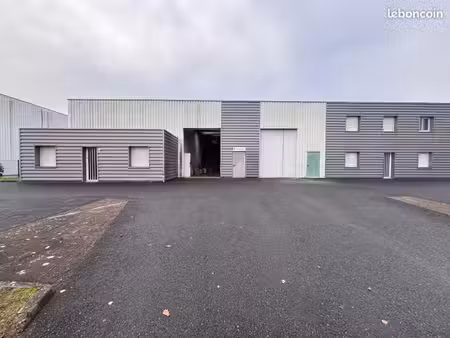 local d'activité 749 m²