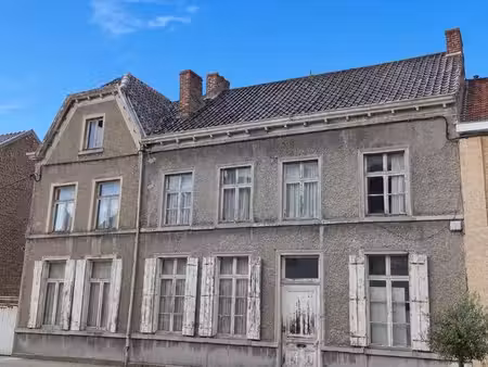 maison 11 pièces 207 m²