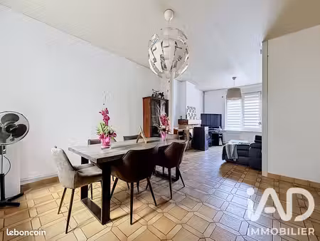 maison 4 pièces 84 m²