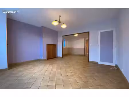 maison 3 chambres   très bon état  habitable de suite