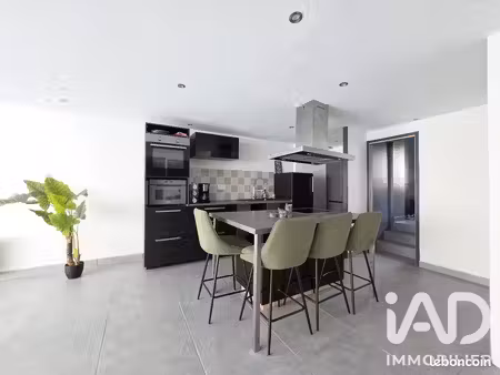 appartement 2 pièces 67 m²