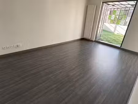 appartement woippy village – 2 chambres – avec véranda et balcon