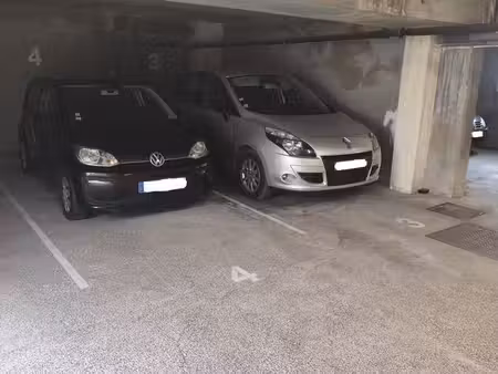 location place de parking couverte lille fives