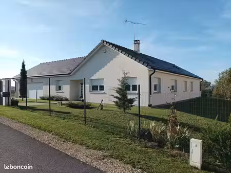 maison individuelle de 214 m²