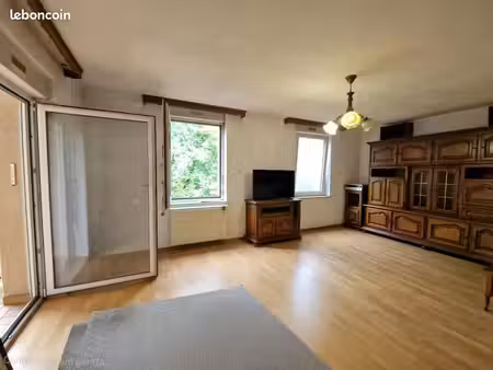 appartement 3 pièces 80 m²