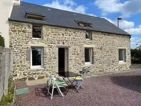 maison en pierre 3 chambres – 98 m² – cour plein sud – pirou à 1 km de la plage