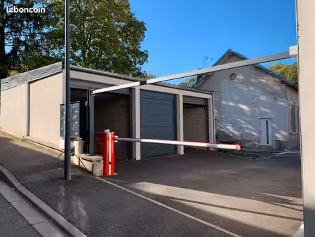 location garage fermé houdemont