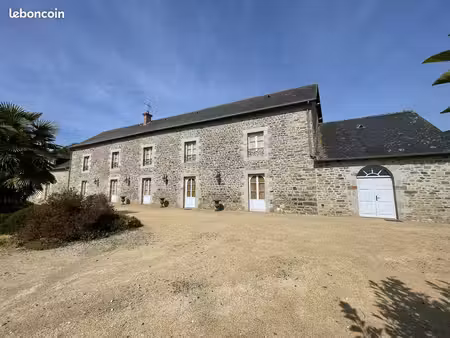 propriété 7 pièces 245 m²