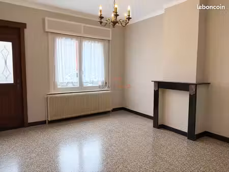 maison 4 pièces 80 m²