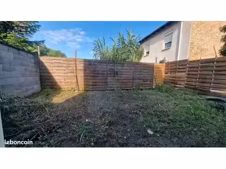 champigneulles parc du château f3 meublé avec jardin privatif