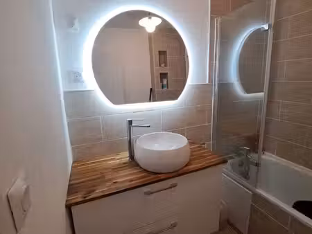 appartement rénové 82 m² – 3/4 chambres – balcon – vente à terme possible sans prêt bancai