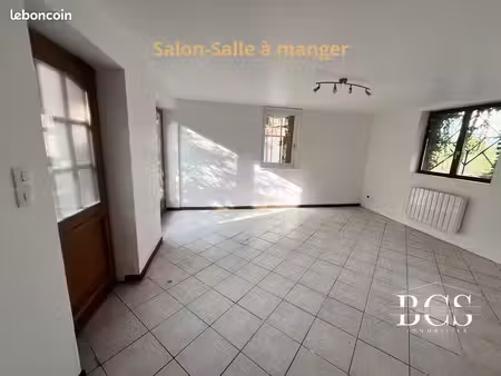 appartement 3 pièces 45 m²