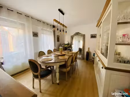 charmante petite maison