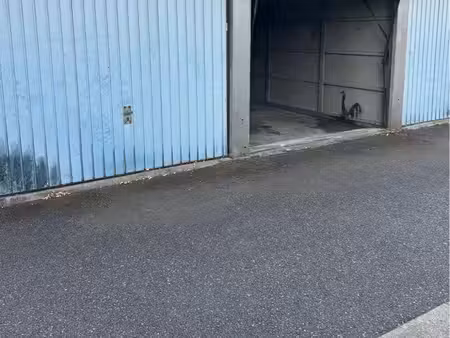 garage à louer
