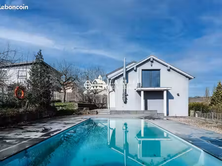 maison 5 pièces 190 m²